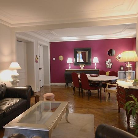 Two-Bedroom Apartment Champs-Elysees Париж Экстерьер фото